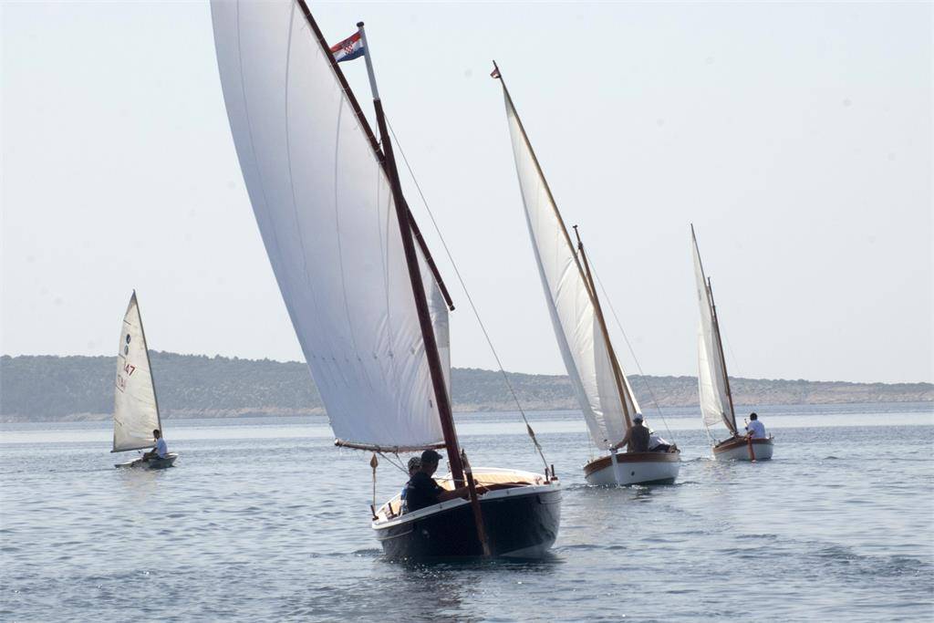 Nautika thumb 4