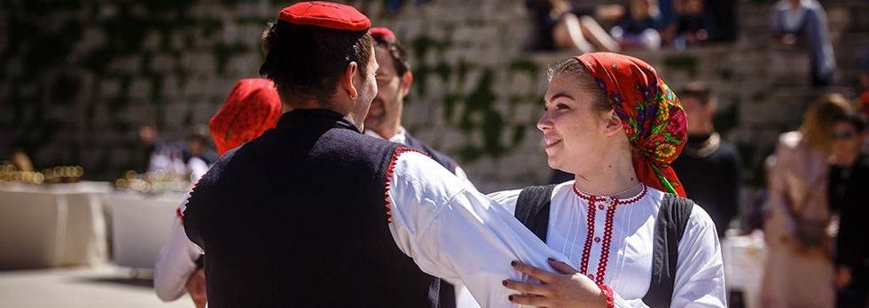 Willkommen auf der glücklichen  Insel der glücklichen Menschen