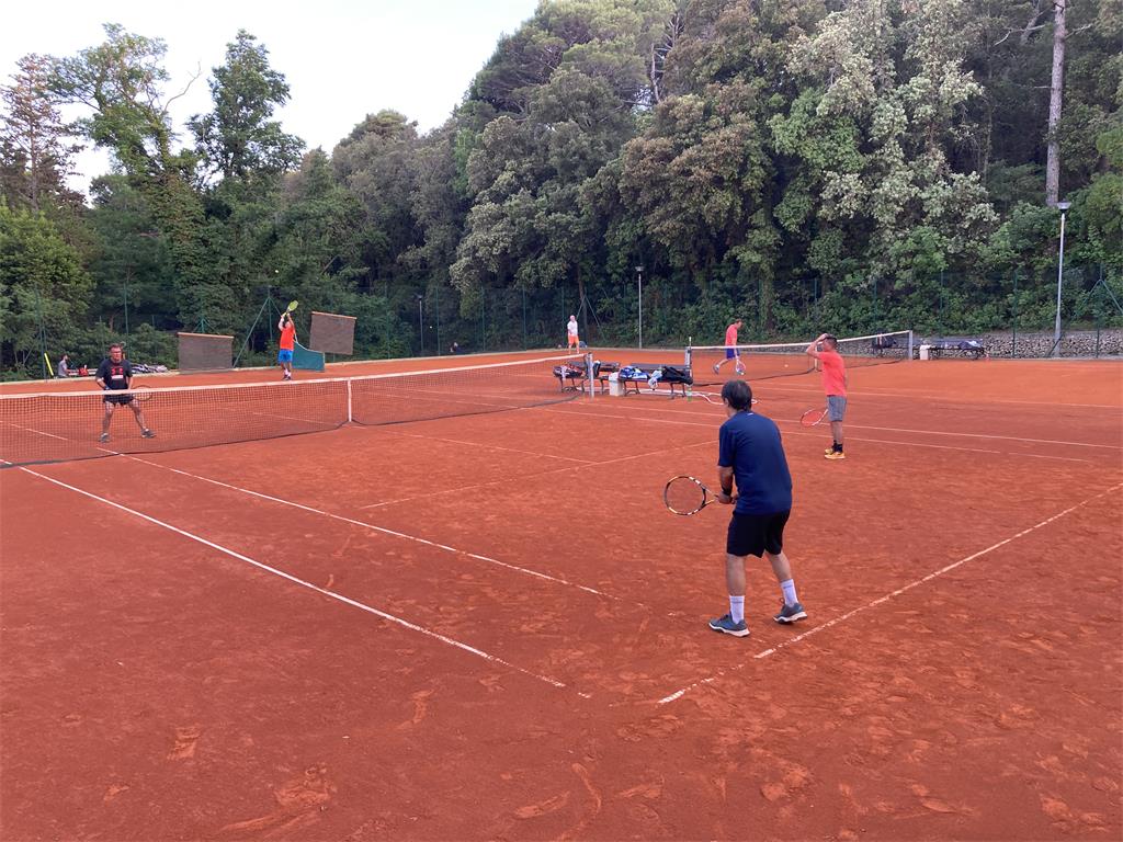 Tenis thumb 1