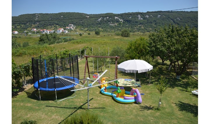 Čerkez Anica 7