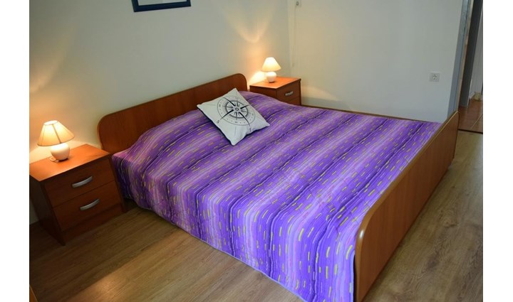 Saratlić Vilma 5
