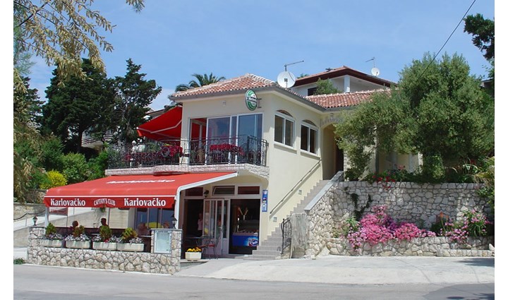 Restoran & Cafe Captain's Club